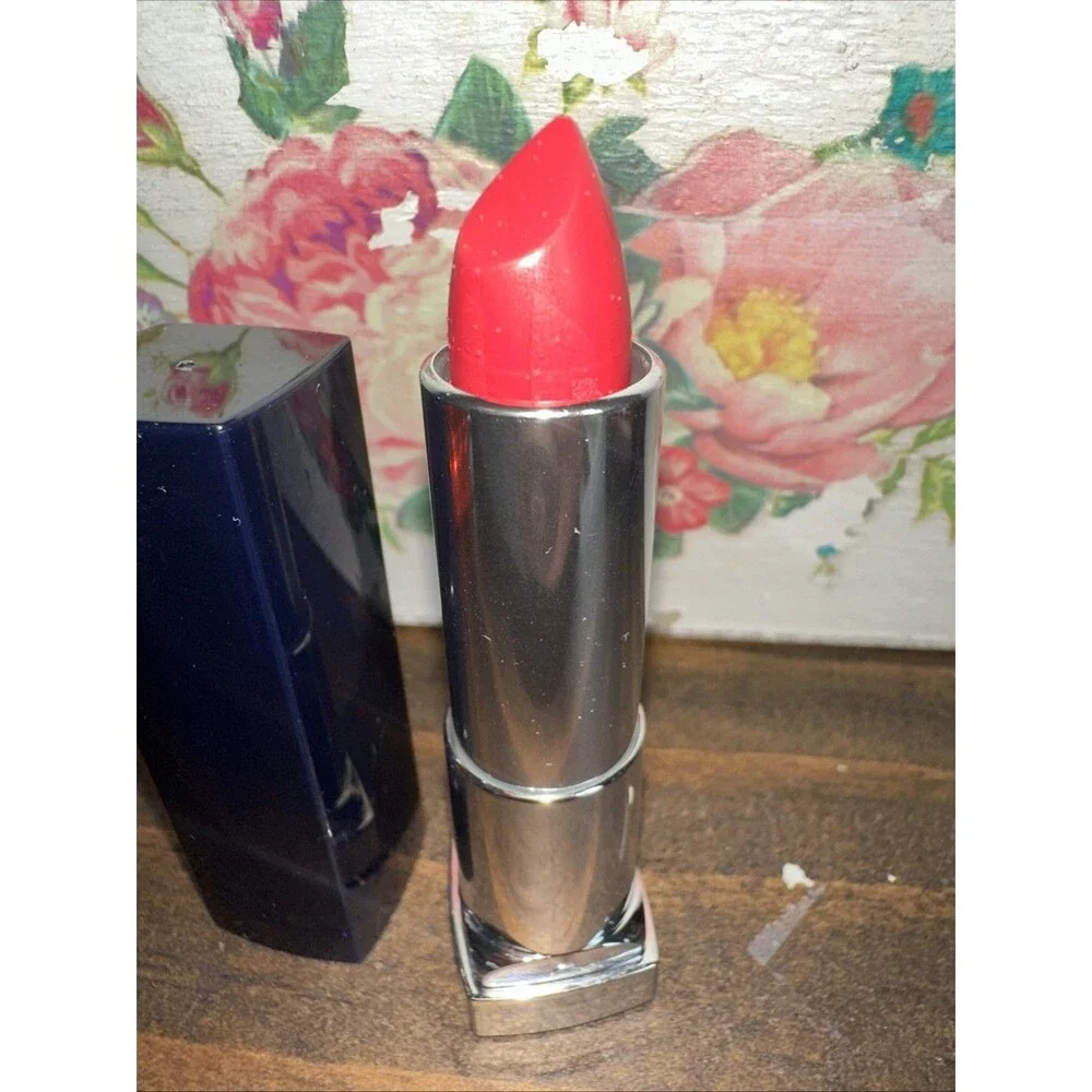 Maybelline Color Sensational Bold LipStick FIERY FUCHSIA #810 discontinued